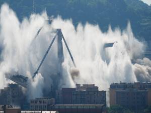 Ponte Morandi, la perizia: "Il 68% dei cavi d'acciaio ​era parecchio corroso"