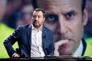 Salvini a Macron: "Ma chi sei? Napoleone non c'è più'