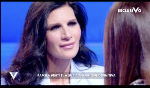 "Ora sono una donna libera". Pamela Prati torna a vivere dopo il "Pratigate"