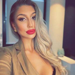 Barbora da urlo su Instagram: gli scatti di lady Skriniar