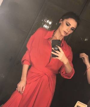 Pioggia di critiche a Victoria Beckham: "Questa modella è uno scheletro"