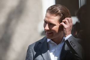 Austria, Kurz: "Migranti? Rischio come l'emergenza climatica”