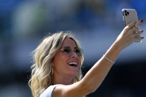 Diletta Leotta: "Se sei interessato al calcio mi ascolti, se no mi guardi". Ravezzani all'attacco