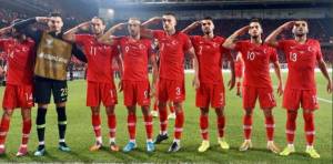 Turchia e il saluto militare dei calciatori. La Uefa: "Gesto provocatorio, indagheremo"