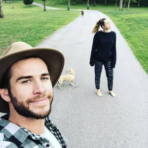 Uscita romantica per Liam Hemsworth e Maddison Brown