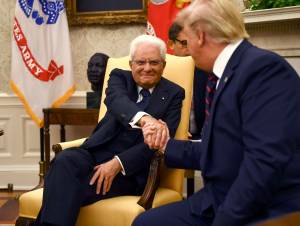 Trump incontra Mattarella. Tensione con gli Usa sui dazi