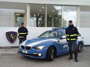 In autostrada con l'hashish: arrestato pusher in trasferta