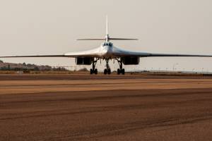 La strana missione della Russia: inviati i bombardieri in Africa