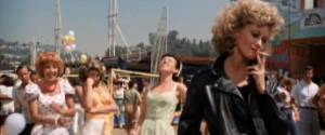 Venduti chiodo e leggins che Olivia Newton John indossò in Grease