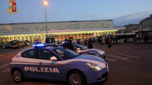 Paura a Termini, romeno ferito con un coccio di bottiglia