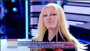 Patty Pravo: "Una volta il fumo era buono, ora fa schifo"