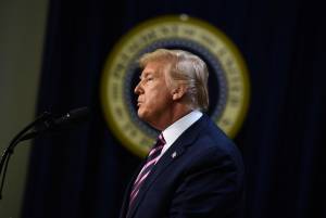 Trump scorda l'impeachment: battezzata la "Forza spaziale"