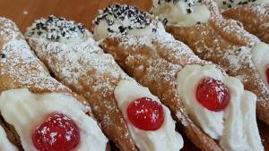 Nasce "Ruggero" il cannolo che rimane croccante per ore