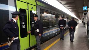 "L'arresto? Inutile, l'ammazzo" I treni sui binari della violenza