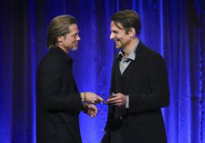 Brad Pitt ringrazia l’amico Bradley Cooper: "Mi hai salvato dall’alcolismo"