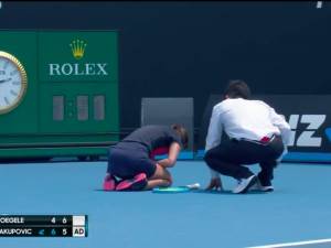 Australian Open: malori e disagi in campo per il fumo degli incendi