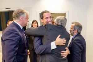 Tajani e Guaidó a Bruxelles