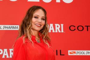 Sex Education, il mondo in visibilio per Ornella Muti