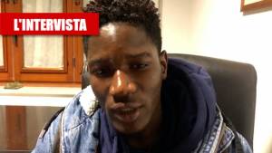 "Dicevano negro di m... Io, accerchiato e pestato da ragazzini di 11 anni"