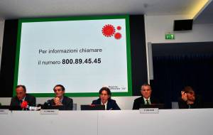 La Lombardia al governo: "Mantenere le misure restrittive"