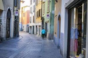 Alzano, campagna vaccinale. Ritorno al futuro con prudenza