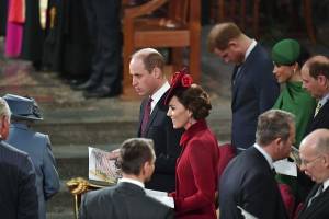 L’indiscrezione: "Kate Middleton sente la mancanza di Harry"