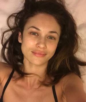 Olga Kurylenko positiva al coronavirus