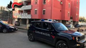 Brindisi, la lite e 5 coltellate al petto: 23enne uccide la madre