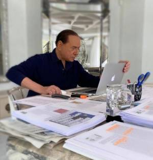 Berlusconi: "Un anno senza tasse. ​Il centrodestra cresce"