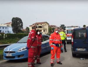 Egiziana lancia acido contro vicino: feriti bimbi di 9 e 3 anni