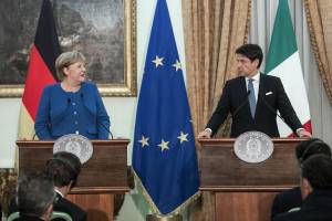 Conte accetta il piano Merkel: la Germania conquista l'Italia