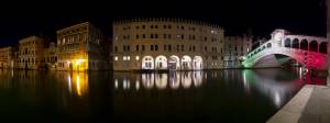 Togliete le mascherine alle bellezze di Venezia