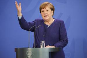 La Merkel vuol riprendersi l'Ue (e cerca una sponda nella Cina)