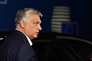 Orban prepara la "rivoluzione" e scatena i giovani ungheresi