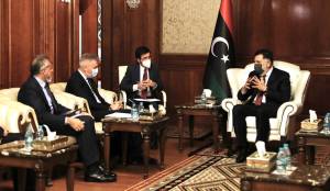 Libia, l'Italia cede su Misurata: ecco dove andranno i soldati
