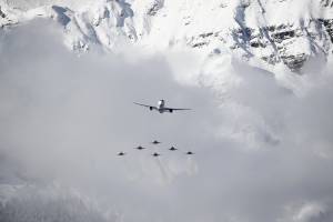 Ora anche la Svizzera si arma: pronto l'arrivo dei caccia F-35