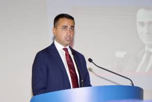 Di Maio fa terrorismo su ristori e fondi