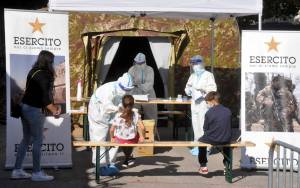 Gli ospedali da campo per la guerra del Sud. Lockdown per l'Abruzzo