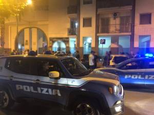 Morta in casa: "È un omicidio". Sospetti sui parenti: indagati