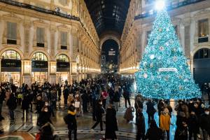 Natale a "numero chiuso": in Galleria ingressi "contingentati"