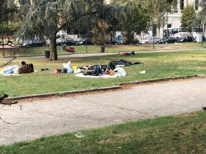 L'area bimbi vicino alla Centrale: "Li portano tra gli spacciatori"