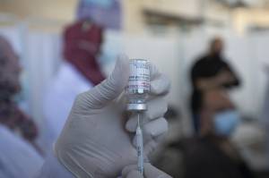 Vaccini, Israele ora fa scuola: ecco quali sono i (veri) effetti