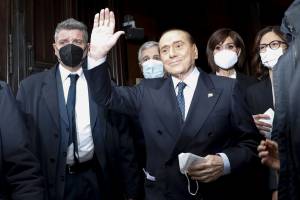 "Al primo posto la salvezza del Paese": Berlusconi conferma il sì a Draghi