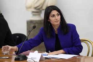 Spunta la parentopoli 5S, ora trema il Campidoglio