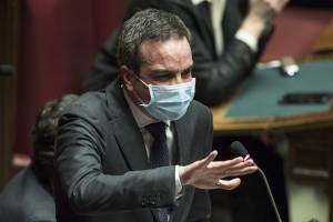 "Valutare una ripartenza mirata. Non ci annulleremo nel governo"