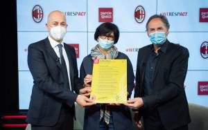 Stop alle "parole ostili" nello sport, il Milan firma il Manifesto