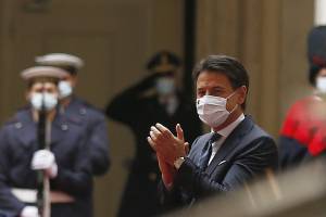 "Assurdo Conte leader senza essere iscritto al M5S"