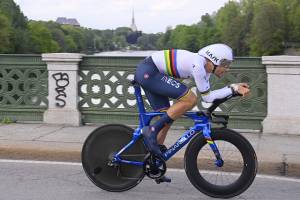 Ganna (in rosa) & Affini. L'Italbici lancia al Giro una coppia di missili