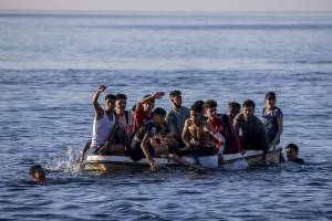 L'Ue collassa sui migranti. E chiede all'Italia di fare di più
