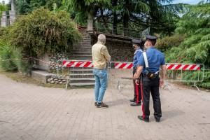 Paderno, è morto il bimbo di 3 anni investito nel parco da un 72enne senza patente